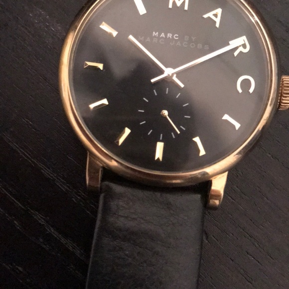 Marc Jacobs Watch - Picture 3 of 3